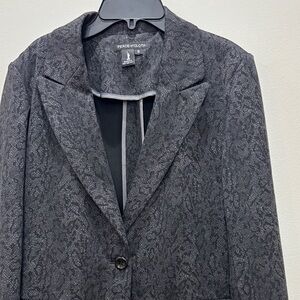 Black Jacquard Long Blazer